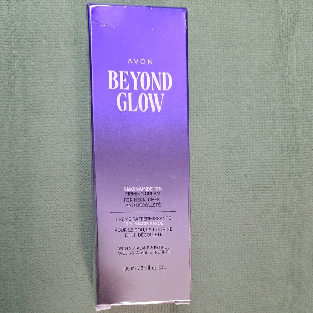 Beyond Glow Niacinamide 10% Neck Firming Cream